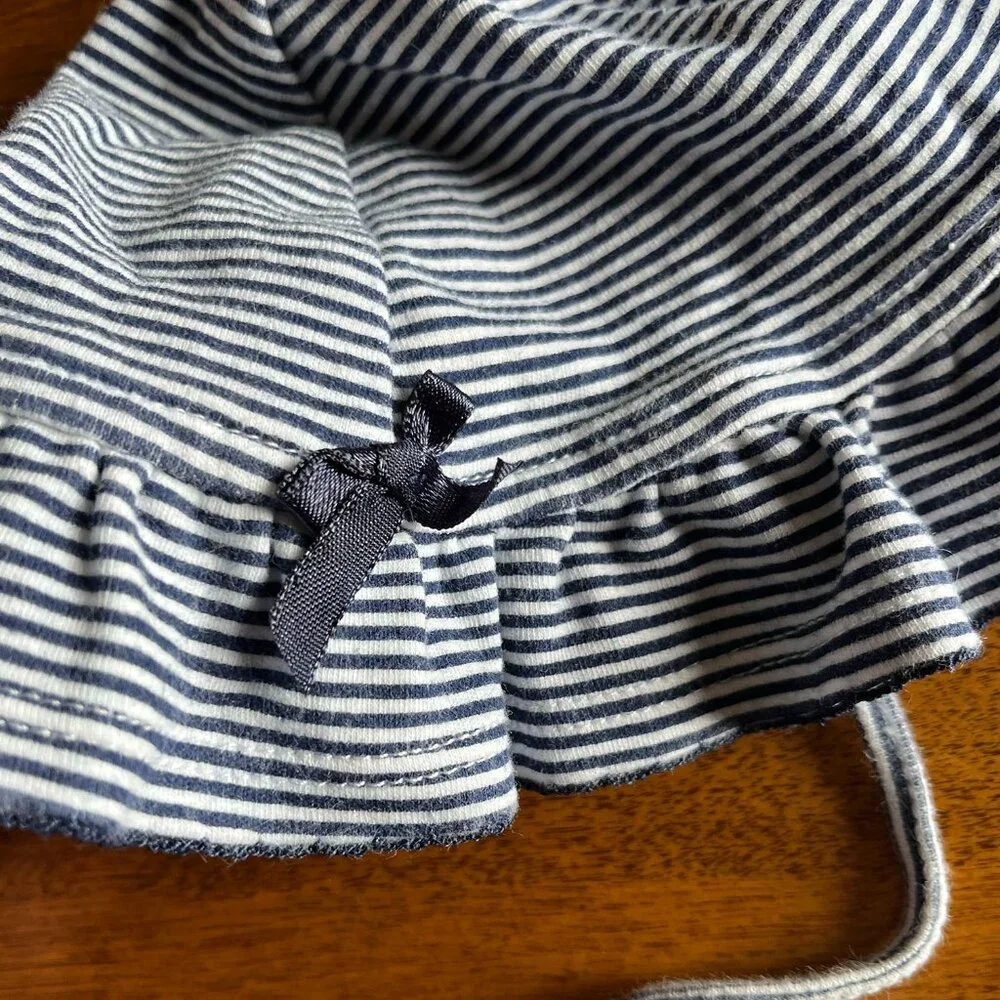 Macy's blue and white stripe baby sun hat 6-9m
